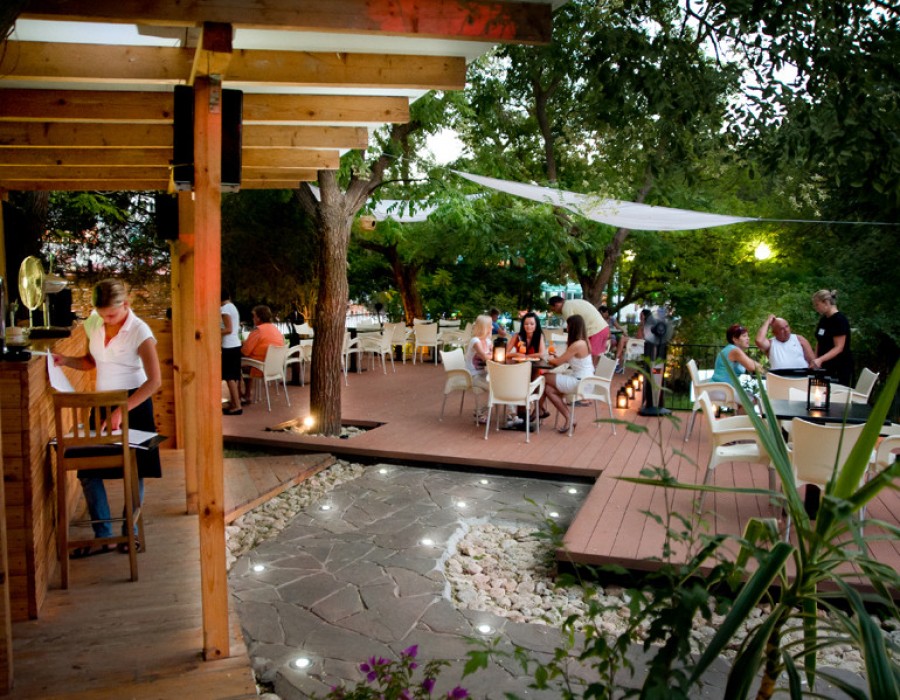 kafe_terrasa_Krepost1