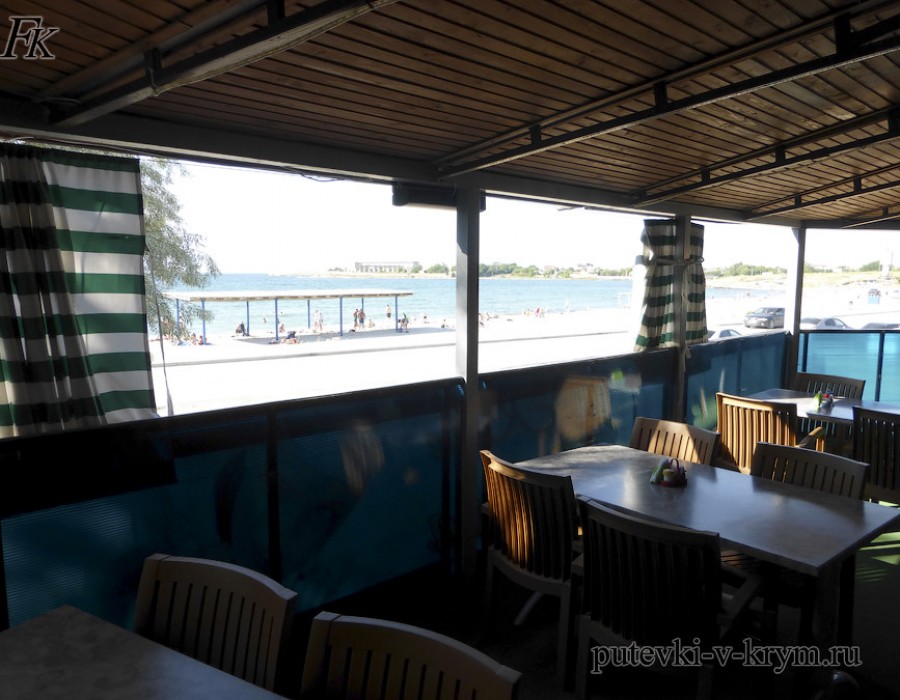 Кафе у моря Черноморское Крым